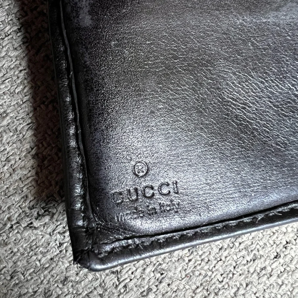 Gucci Black Leather Bifold wallet